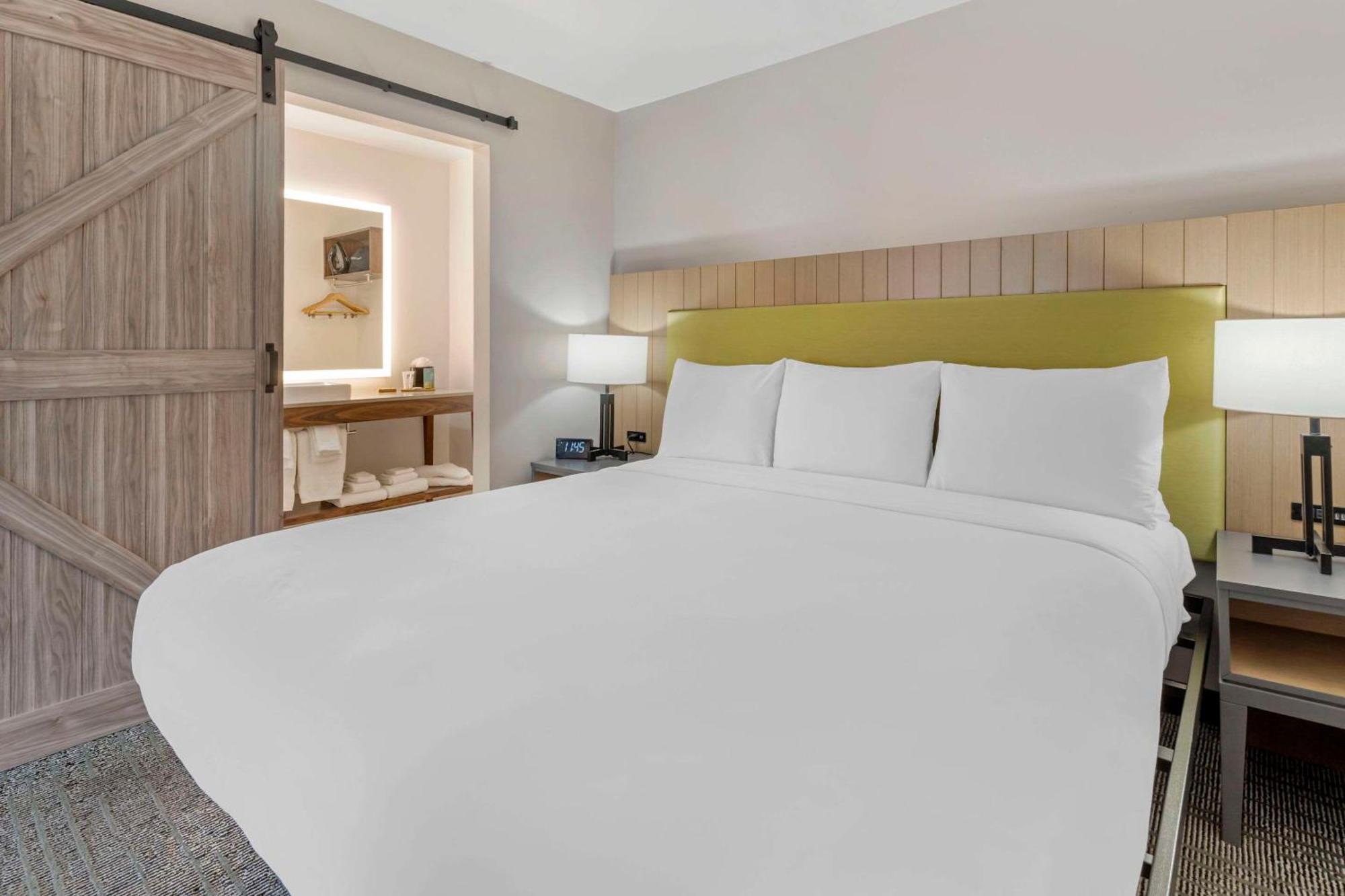 Country Inn & Suites By Radisson, Vallejo Napa Valley, Ca Dış mekan fotoğraf