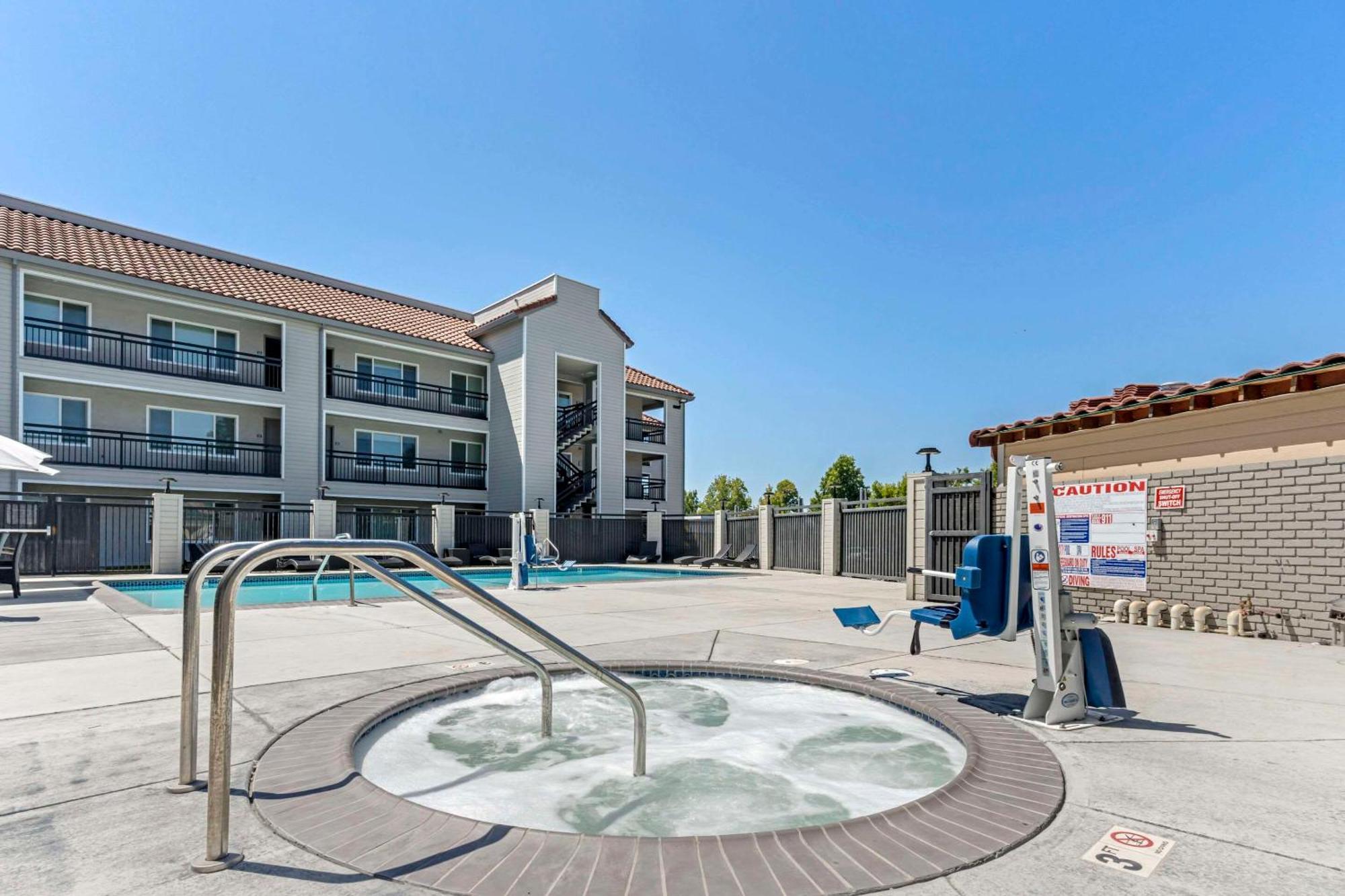 Country Inn & Suites By Radisson, Vallejo Napa Valley, Ca Dış mekan fotoğraf