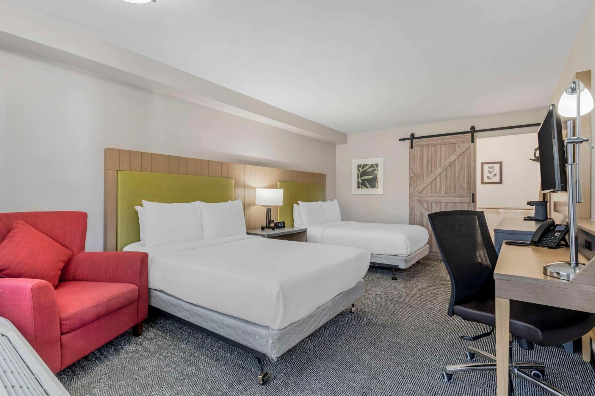 Country Inn & Suites By Radisson, Vallejo Napa Valley, Ca Dış mekan fotoğraf